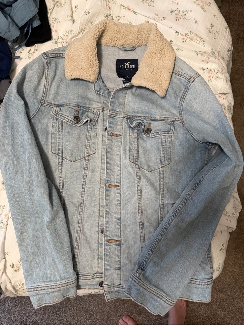 Hollister Light Blue Denim Jacket with Cream Sherpa Collar